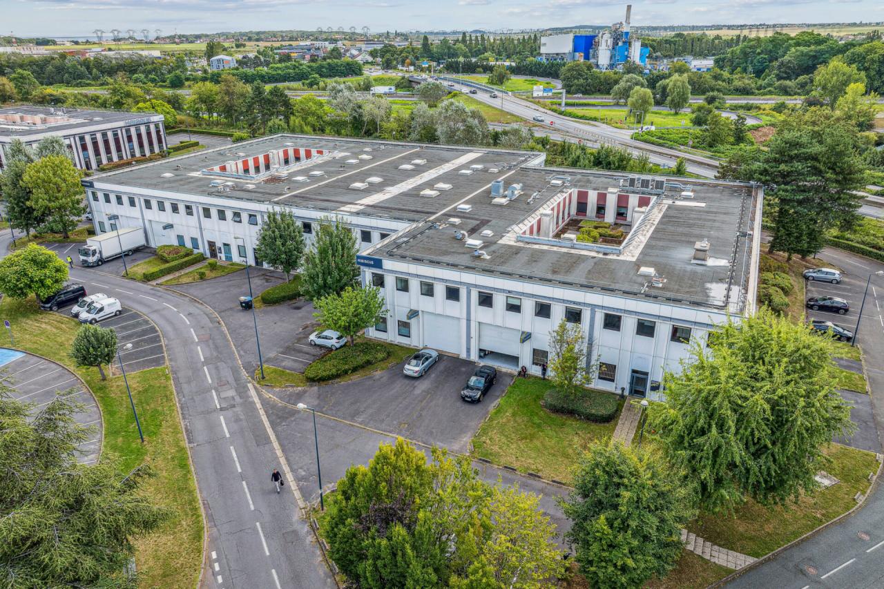 Local d'activité Villebon-sur-Yvette 654m² Location local d'activité Villebon-sur-Yvette Essonne OLACT2530894 1